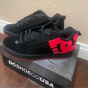 Hot pink dc shoes